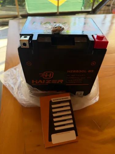 Bateria Haizer HZRB30L-BS, 12V - 28AH (C10 a 25ºC), CCA 280/15 Seg.