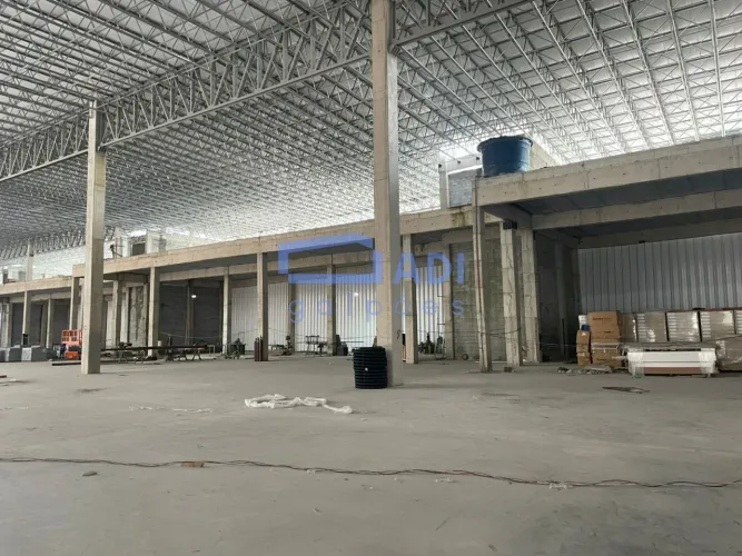 Galpão Last Mile 24697 m² 12 m pé direito Itaquera/SP