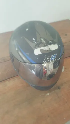 Capacete Pro Tork, em bom estado de conservacao.