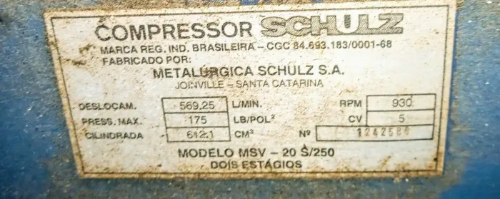 COMPRESSOR