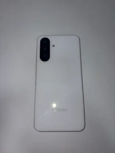    Samsung Galaxy A26 256 GB | 8 GB RAM | Garantia Samsung