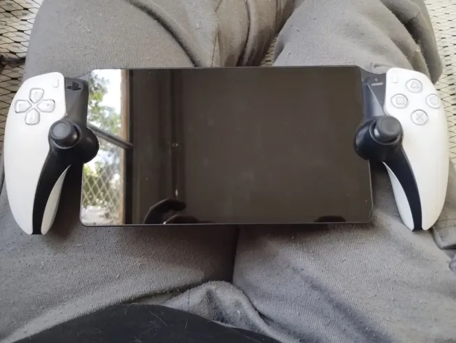 PlayStation Portal branco compatível com ps5 