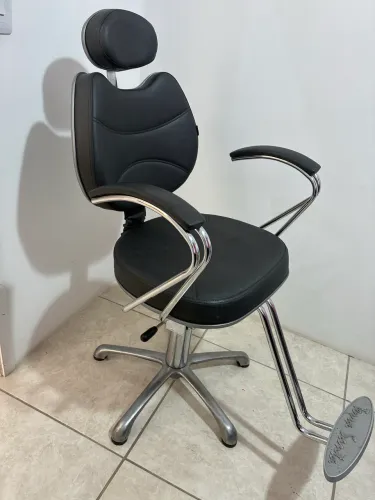 Cadeira inclinável para maquiagem, cabeleireiro,etc