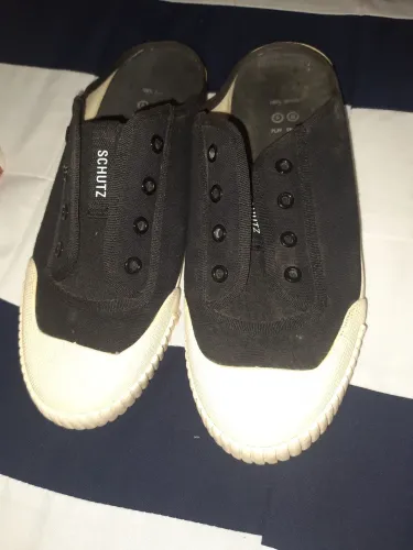 Tênis mule schutz e vans 85,00 cada