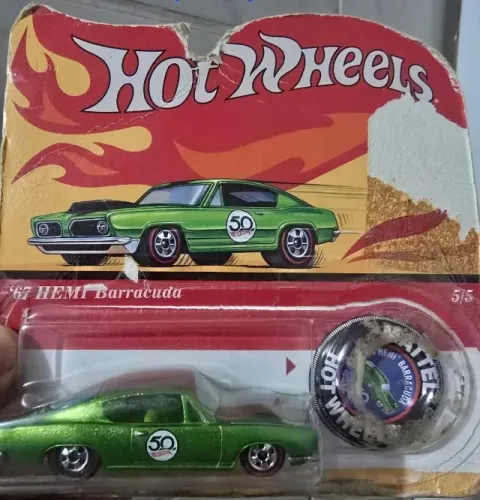 Hot Wheels 67 Hemi Barracuda 50 Anos