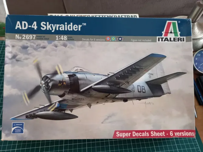 Plastimodelismo: AD-4 Skyraider 1/48