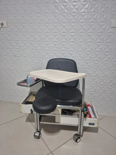 CADEIRA MANICURE PEDICURE HAISAN