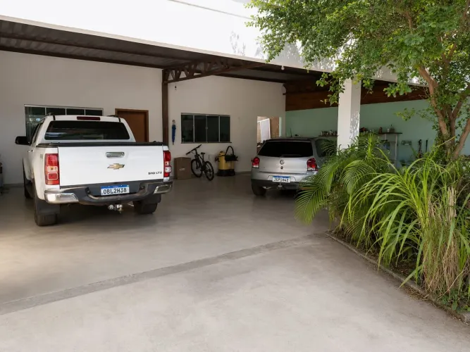 VENDE SE 325 MIL, PEGA CARRO ATE 100 MIL