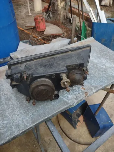 Farol Tempra 99
