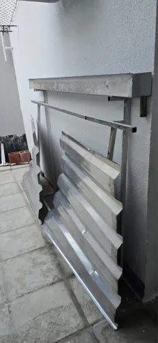 Cobertura de alumínio