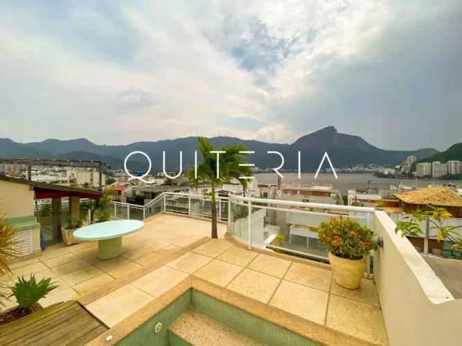 Cobertura à venda em Ipanema na Rua Nascimento Silva, 4 Quartos, 2 Suítes, 2 Vagas.