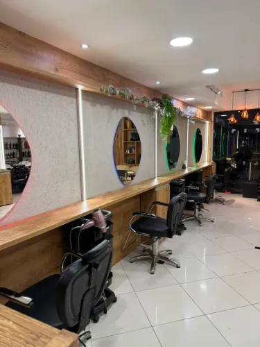 Salão de Beleza/Cabeleireiro(a)