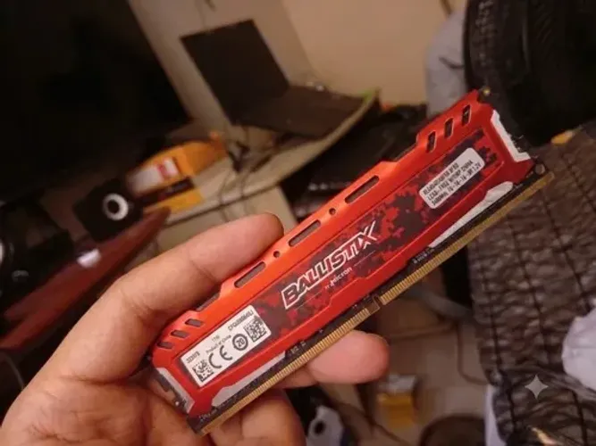 Kit 8gb (2x4gb) Ddr4 2400mhz Crucial Ballistix - Testadas