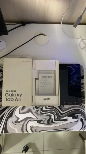 Samsung Galaxy Tab A6 SM-T285M 4G com Android 7.1.2 LineageOS