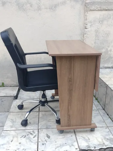 VOLTA ÀS AULAS, ADQUIRA O ESSENCIAL: MESA E CADEIRA 550 REAIS