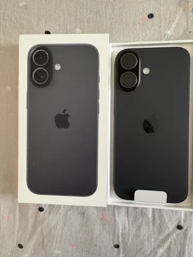 iPhone 16