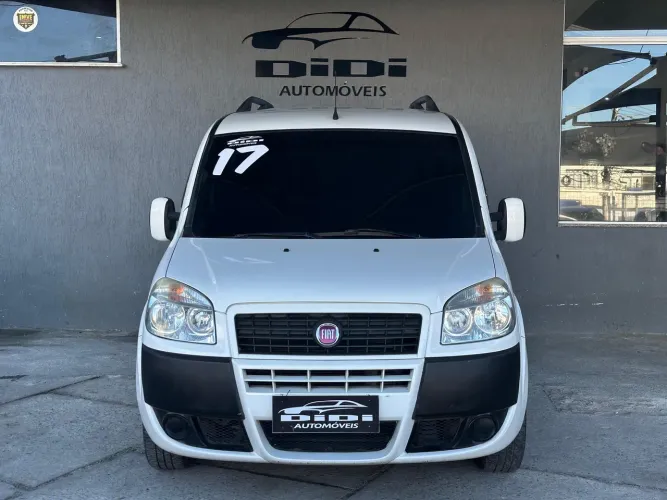 Fiat Doblo Essence 1.8 Flex 16V 5P 2017