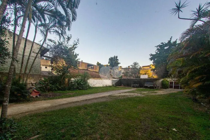 Terreno à venda, 3680 m² por R$ 1.500.000,00 - Tanque - Rio de Janeiro/RJ