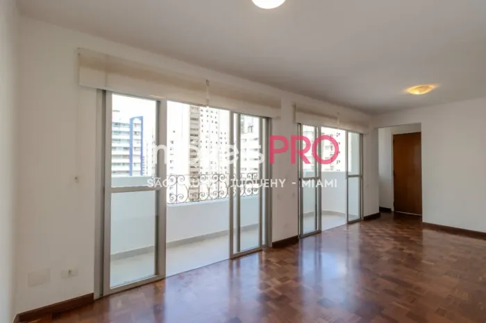 Apartamento Reformado de 113m² com 3 Dormitórios, Suíte e Excelente Localização