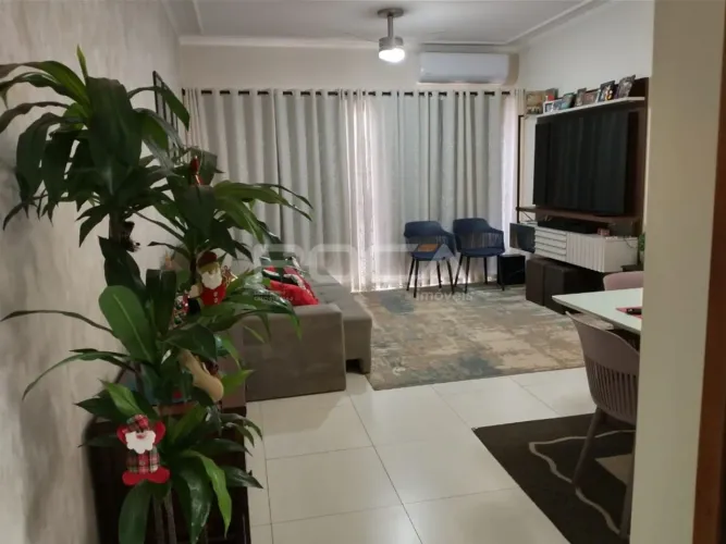 Apartamento à venda com 3 quartos no bairro Jardim Irajá, em Ribeirão Preto.