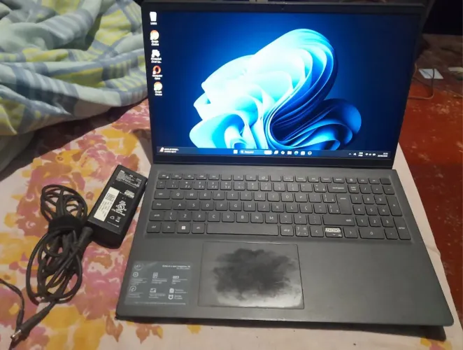 Nootbook Dell inspirou 15, i5 11°Geração  256 Gigas SSD
