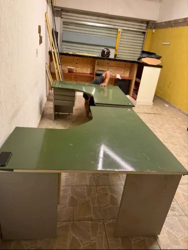 Mesas para escritório com gaveteiro