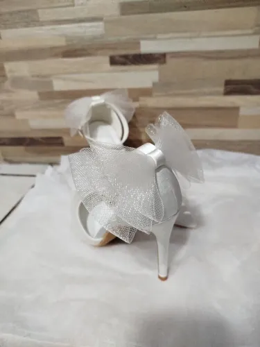 SALTO NOVO - TAMANHO 36 - BRANCO - PERFEITO PARA CASAMENTO