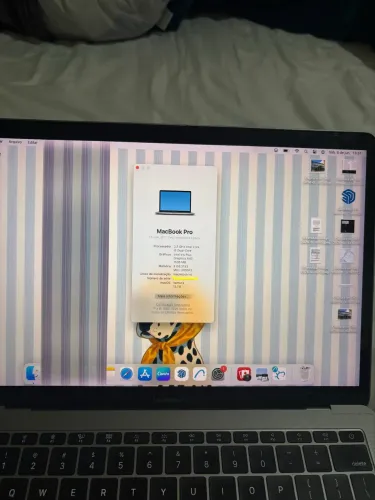 MacBook Pro 13? 2017 i5 8GB - Funciona - Defeito na Tela (Flexgate)