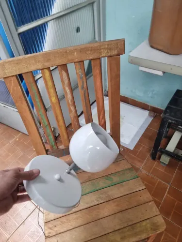 Lustre Plafon Bola 15 cm Redonda Branco com Branco