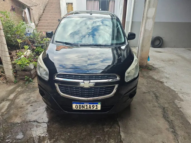 Chevrolet Spin LT 1.8 8V Econo.flex 5P Mec. 2013