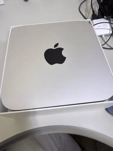 Mac Mini Apple M1 (8GB RAM / 256GB SSD) - Pouquíssimo Usado