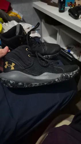 Tênis under armour basquete Jet'21