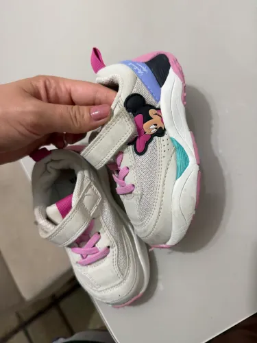 Tênis infantil ZARA Minnie tamanho 23
