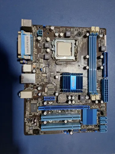 Placa Mãe Asus P5G41T-M LX2/BR Socket LGA 775 DDR3 c/ Espelho e Processador