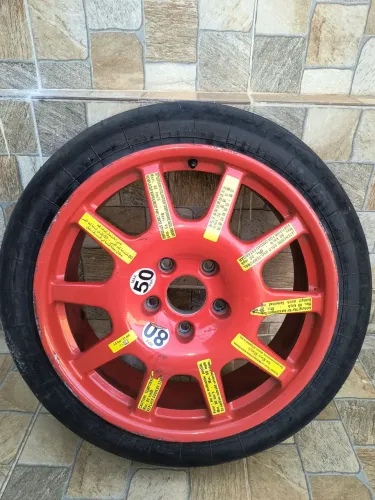 Roda estepe da Porche Cayenne