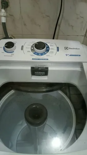 Máquina de lavar Electrolux 9kg 6 meses de uso