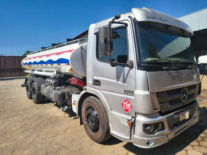 Venda caminhão tanque 15.000 litros