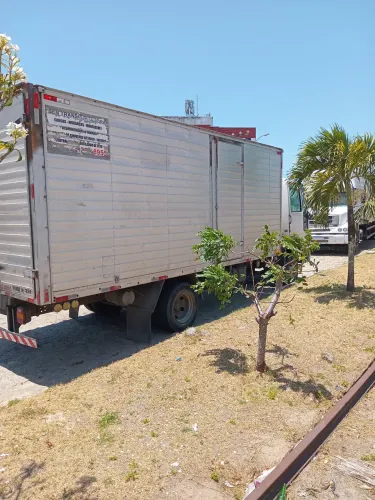Frete e mudança com o Ives