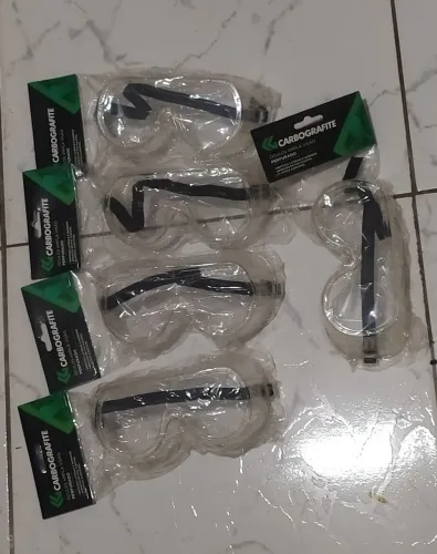 Óculos de segurança perfurado Carbografite