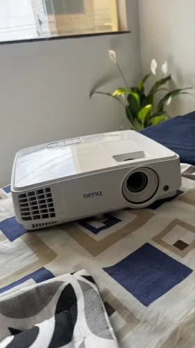 PROJETOR BENQ DLP HDMI ? SEMINOVO