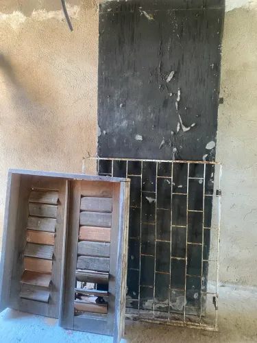 Vendo portão, janela e grade 