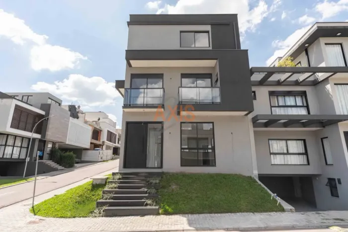 Casa de 3 Suítes à Venda no Condomínio Alto Boulevard | Bairro Alto Curitiba
