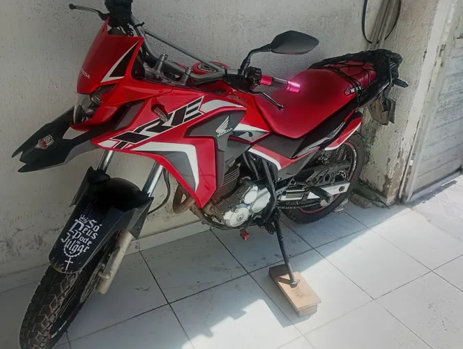 vendo XRE 300 2022