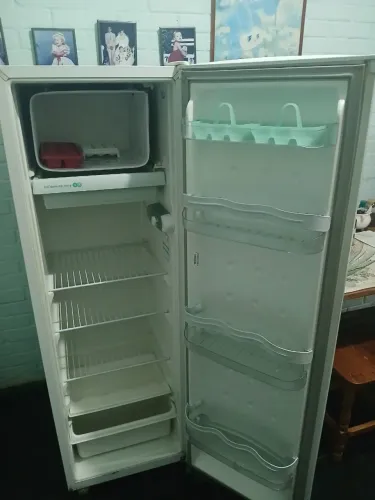 Vendo geladeira