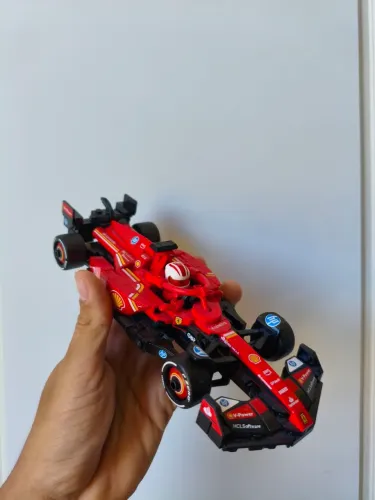 LEGO FORMULA 1 FERRARI
