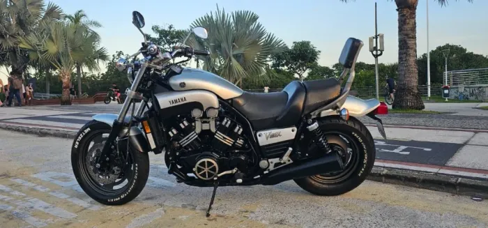 Yamaha VMAX 1200 1996/1997 - Original, Revisada, Documentada