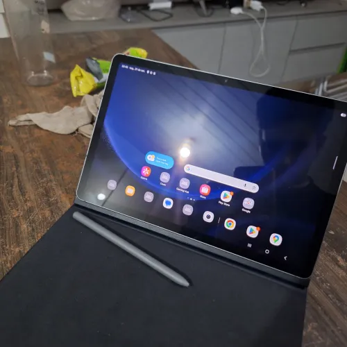 Samsung Galaxy Tab S9 FE 128GB + S Pen + Capa