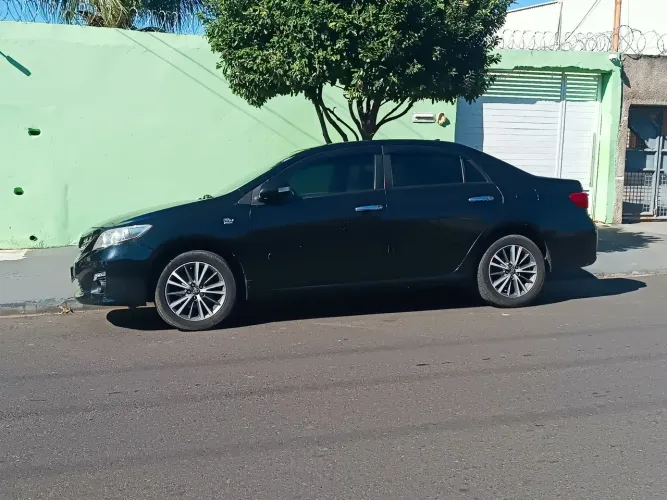 Toyota Corolla XEI 2.0 Flex 16V Aut. 2013