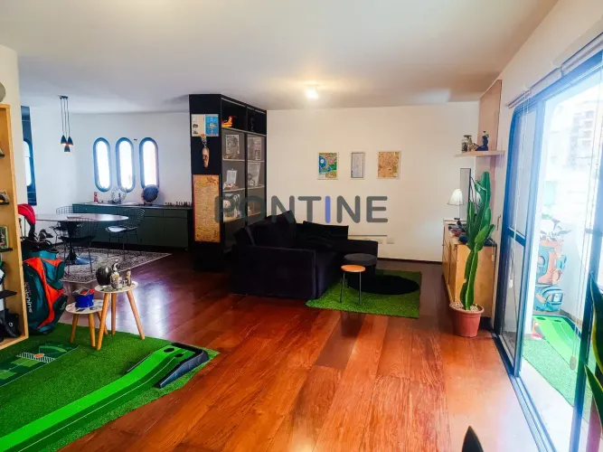 Apartamento na Aclimação: 195m², 4 dormitórios e 3 vagas