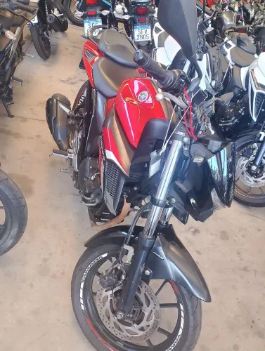 YAMAHA FZ25 2024